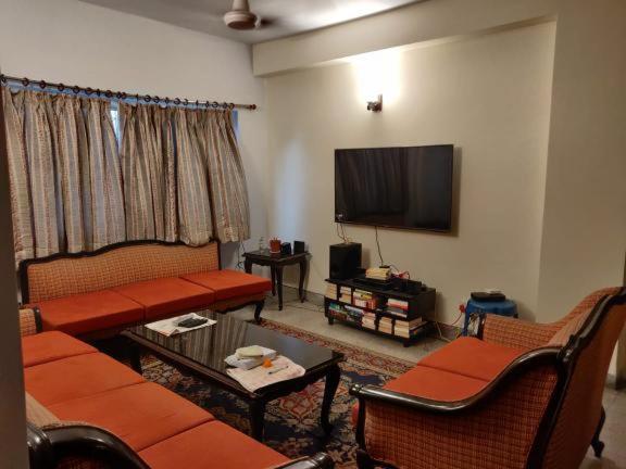 Guest house Lovely Couple Friendly Kolkata